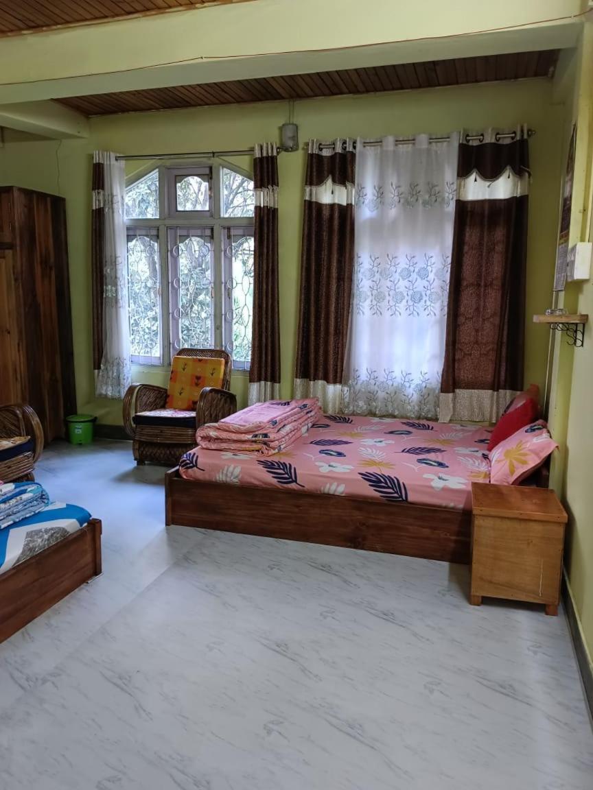 Anna Homestay Dirang Екстер'єр фото